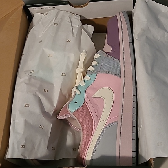 Air Jordan 1 Low SE Easter Pastel Mens 9.5 Athletic Basketball Sneakers Nike main image 11